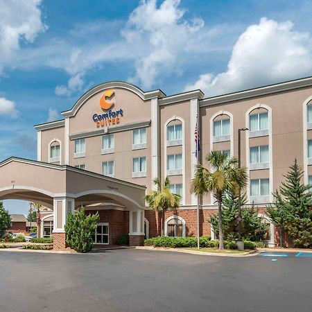 Comfort Suites Airport Luckney Buitenkant foto